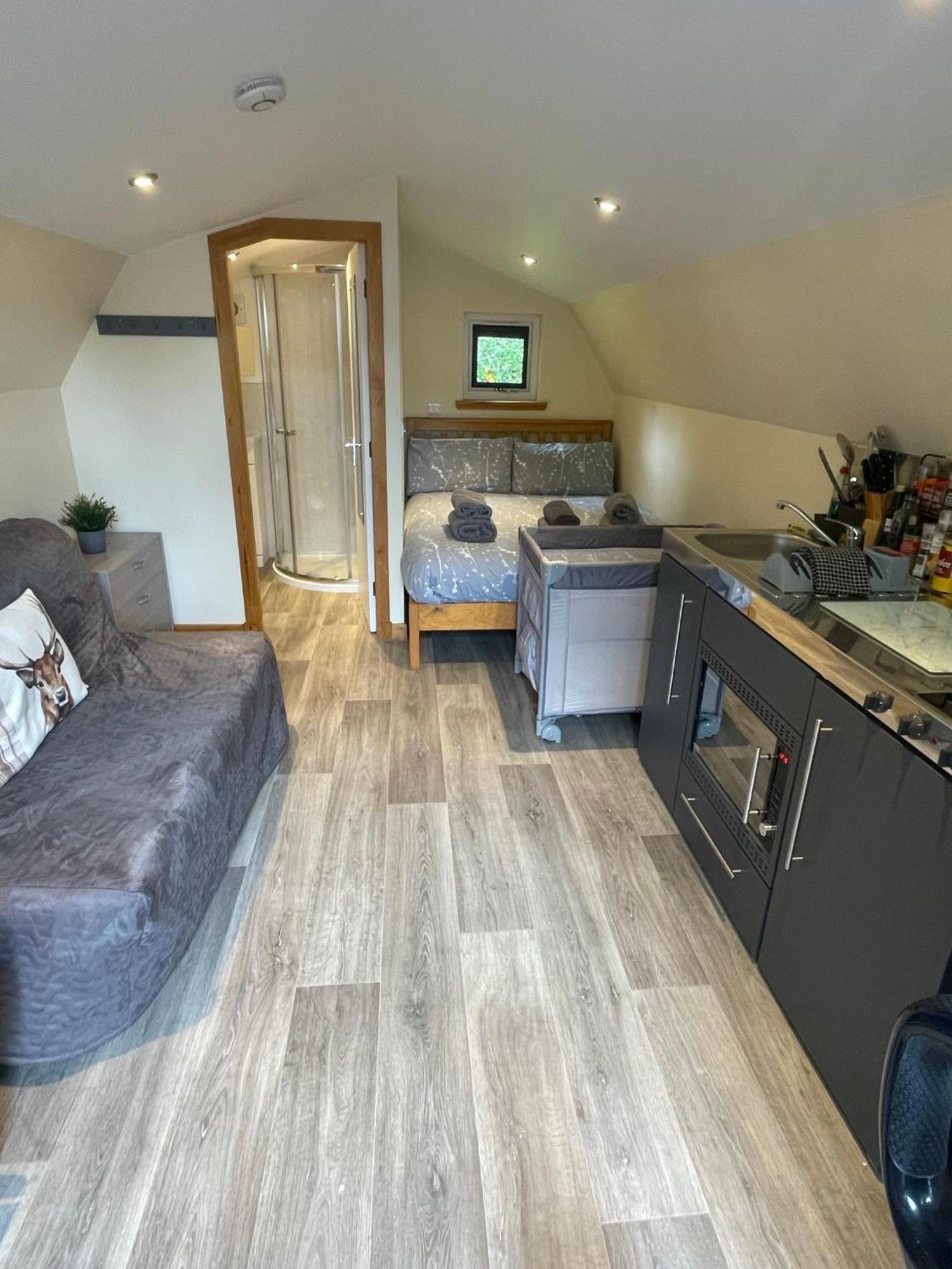 Morvan Pod & Hot Tub Fort William Esterno foto